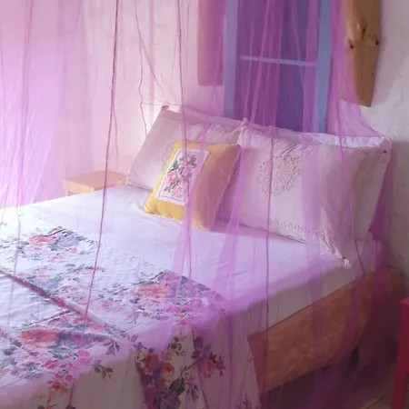 Guest house Guenes Butik Datca *