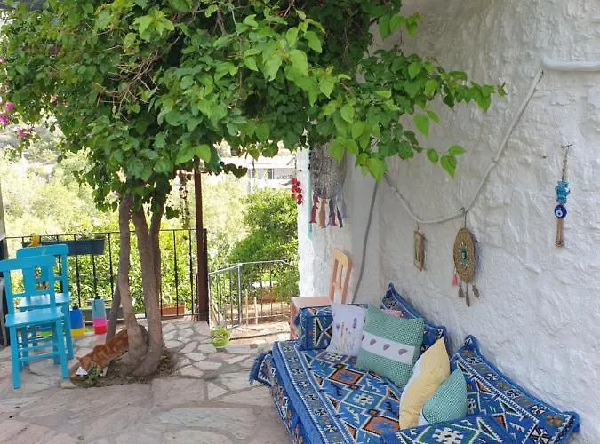 Penzion Guenesli Tepe Datca 3*